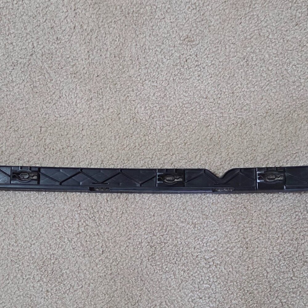 Smart Car Part A4516460470 L Rear Fender Mount Bracket (283)